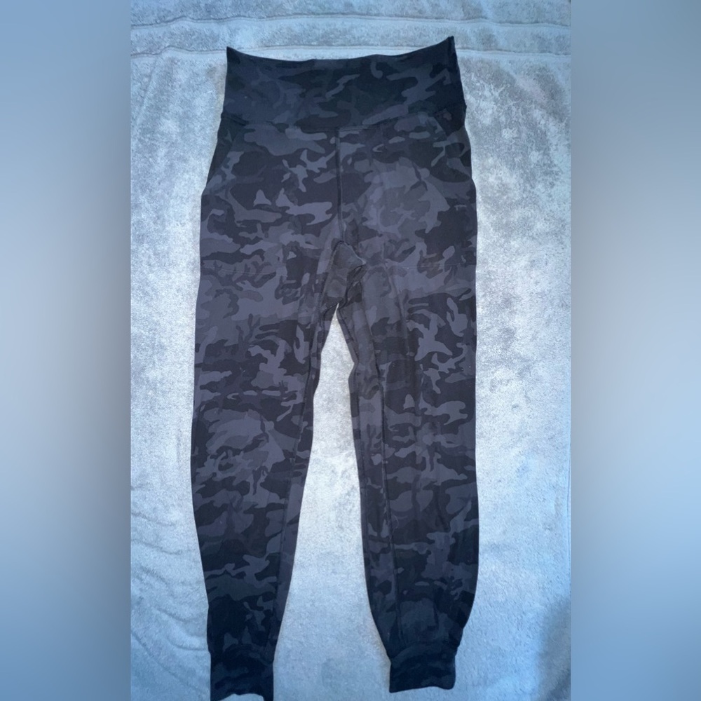 Lululemon pants